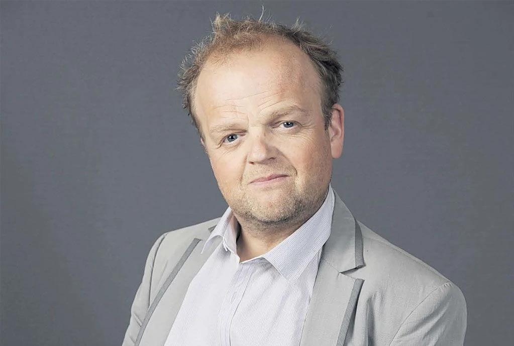 Тобі Джонс | Toby Jones